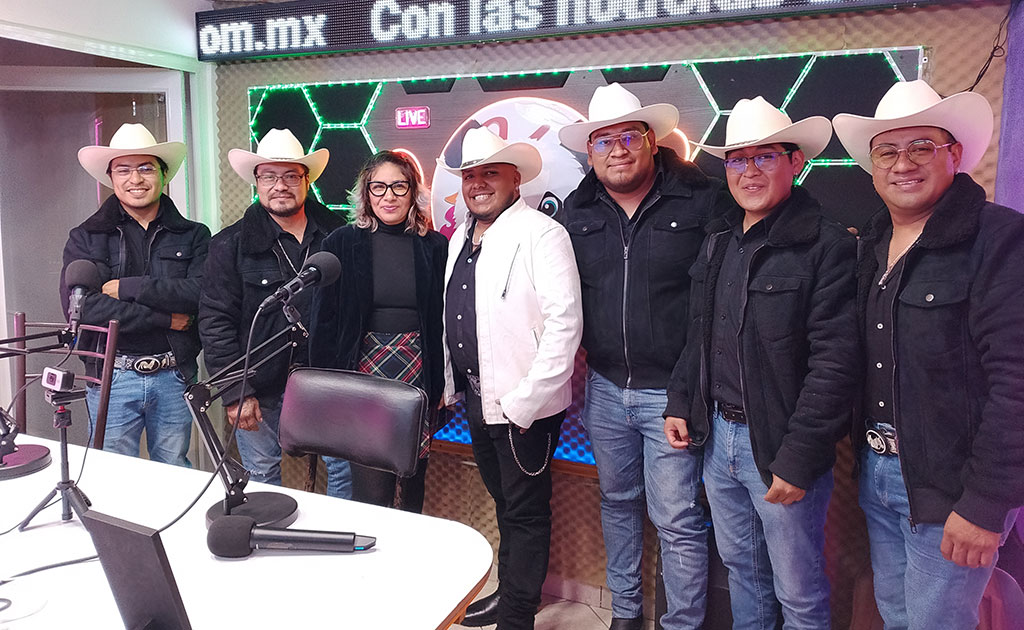 Implacable Norteño en La Bonachona Radio.